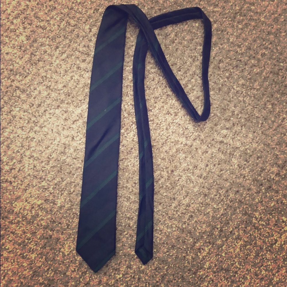 Black and green tie